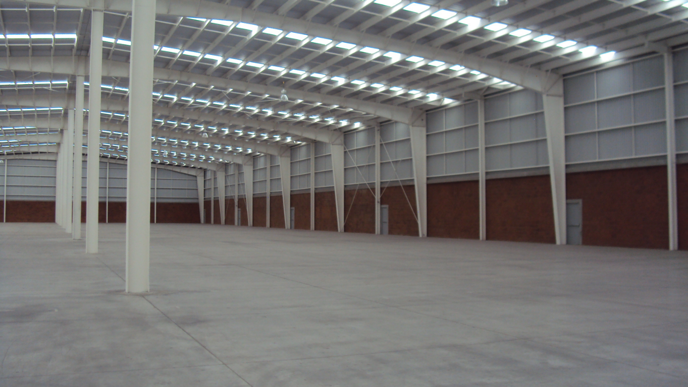 Mejora la productividad de tu empresa con nuestra renta de bodegas industriales
