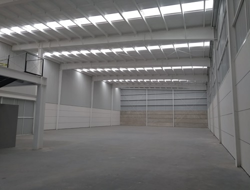 Renta  En Lerma de Bodega  Industrial de 2472 m2 
